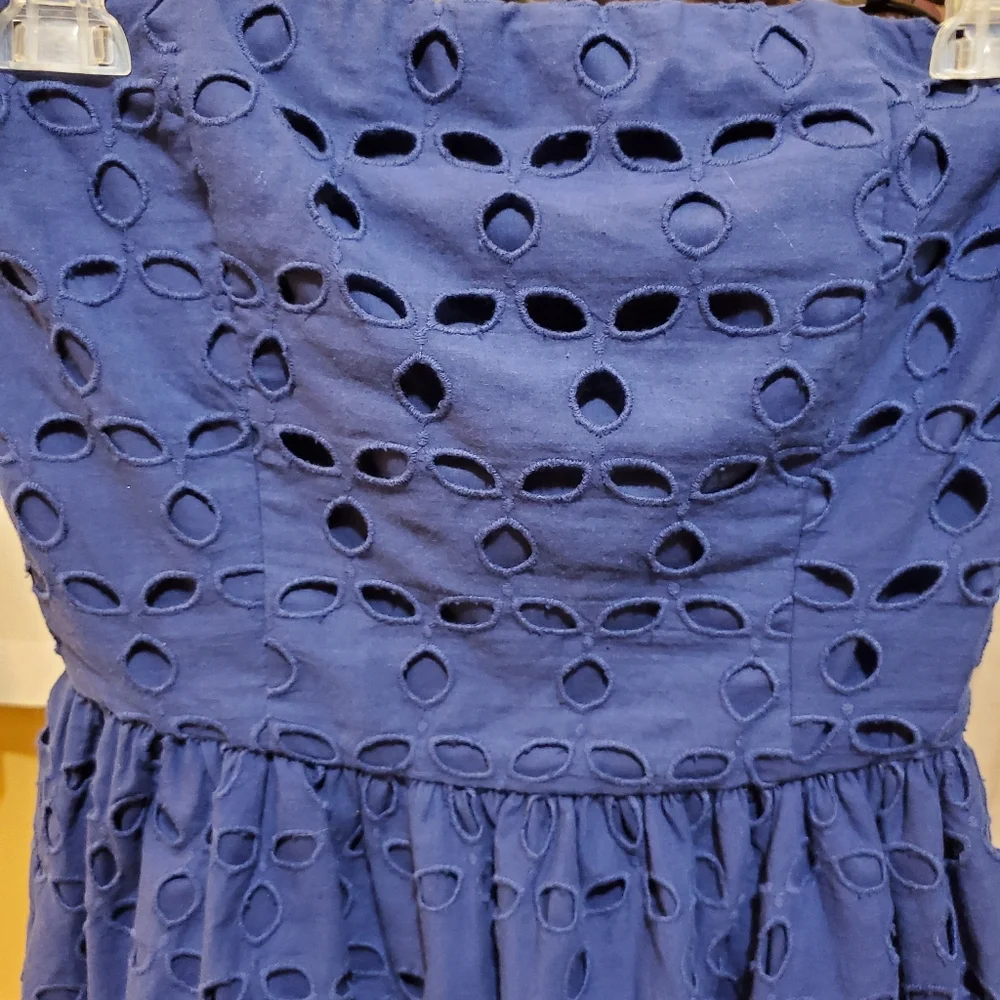 AQUA BLOOMINGDALE'S EYELET NAVY DRESS SIZE M - Picture 7 of 11